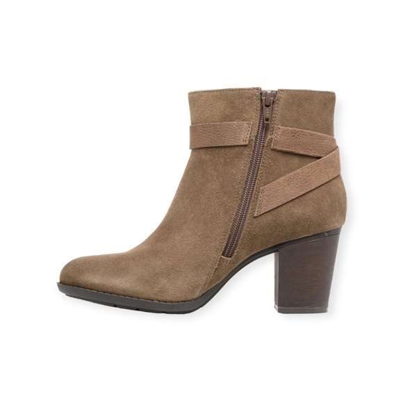 NEW Clarks Enfield Sari Olive Leather Suede Ankle Boots, Size UK 7D, US 9½M - Picture 4 of 16